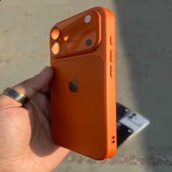 i-Phone 17 Back Cover